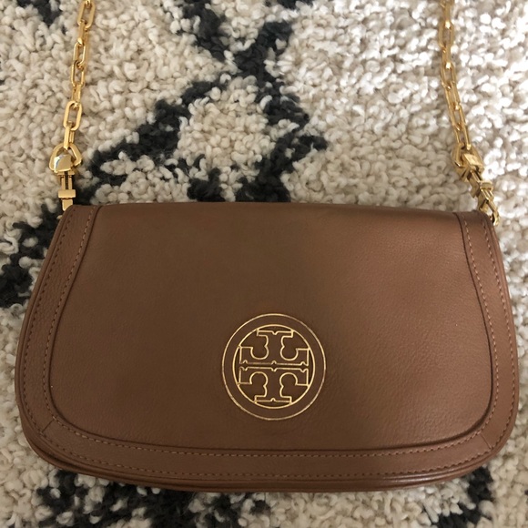 Tory Burch Handbags - Tory Burch crossbody